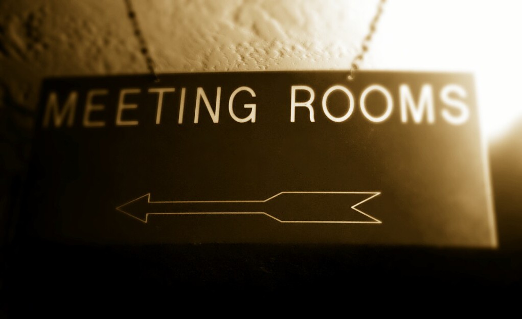 Meeting Room This Way